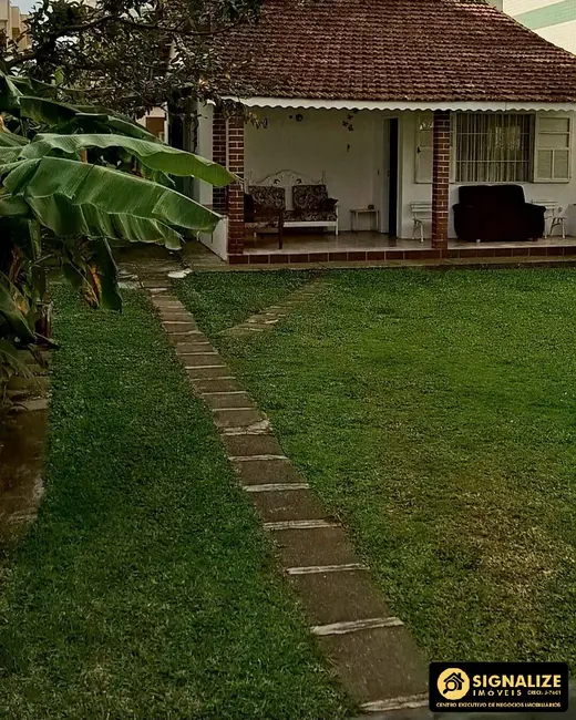 Foto 3 de Casa com 2 quartos à venda, 360m2 em Passagem, Cabo Frio - RJ