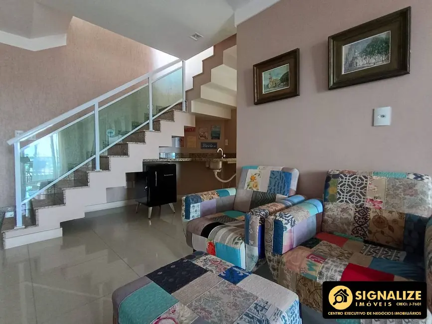 Cobertura com 3 quartos à venda em Vila Nova, Cabo Frio - RJ - imagem 3 Foto 3 de Cobertura com 3 quartos à venda em Vila Nova, Cabo Frio - RJ