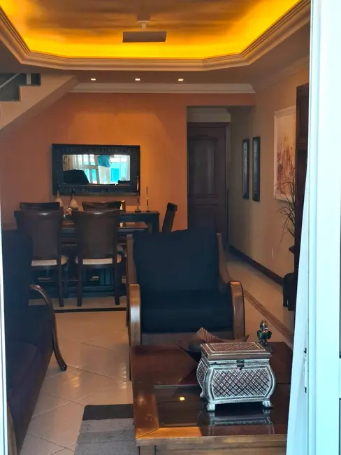 Foto 5 de Apartamento com 4 quartos à venda em Cabo Frio - RJ