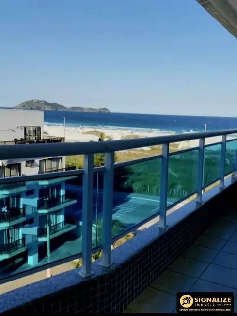 Foto 1 de Apartamento com 4 quartos à venda em Cabo Frio - RJ