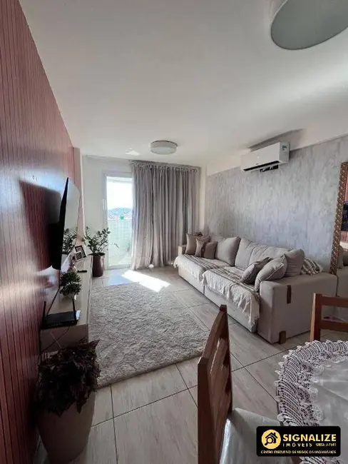 Apartamento com 2 quartos à venda, 2400m2 em Centro, Cabo Frio - RJ - imagem 4 Foto 4 de Apartamento com 2 quartos à venda, 2400m2 em Centro, Cabo Frio - RJ