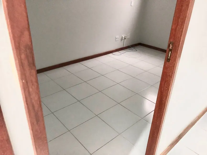 Sala Comercial para alugar em Centro, Cabo Frio - RJ - imagem 3 Foto 3 de Sala Comercial para alugar em Centro, Cabo Frio - RJ