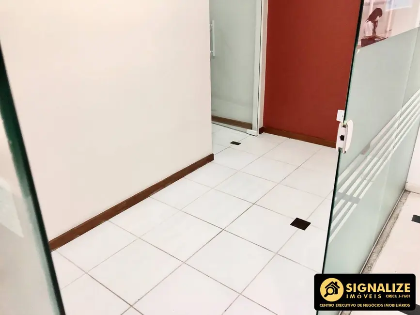 Sala Comercial para alugar em Centro, Cabo Frio - RJ - imagem 1 Foto 1 de Sala Comercial para alugar em Centro, Cabo Frio - RJ
