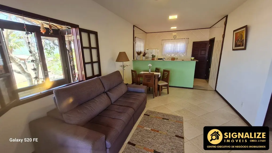 Foto 3 de Casa de Condomínio com 3 quartos à venda, 300m2 em Cabo Frio - RJ