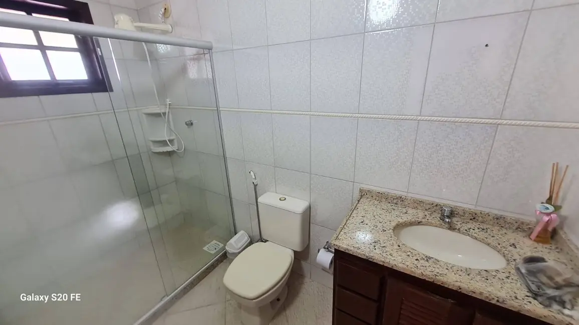 Foto 9 de Casa de Condomínio com 3 quartos à venda, 300m2 em Cabo Frio - RJ