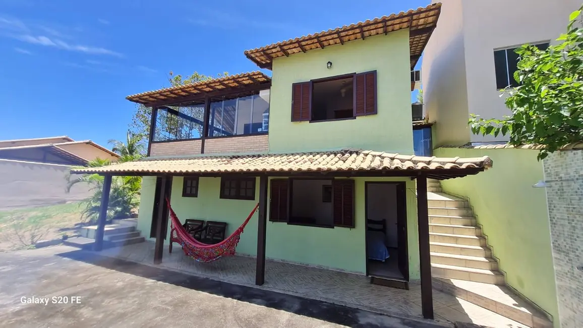 Foto 1 de Casa de Condomínio com 3 quartos à venda, 300m2 em Cabo Frio - RJ