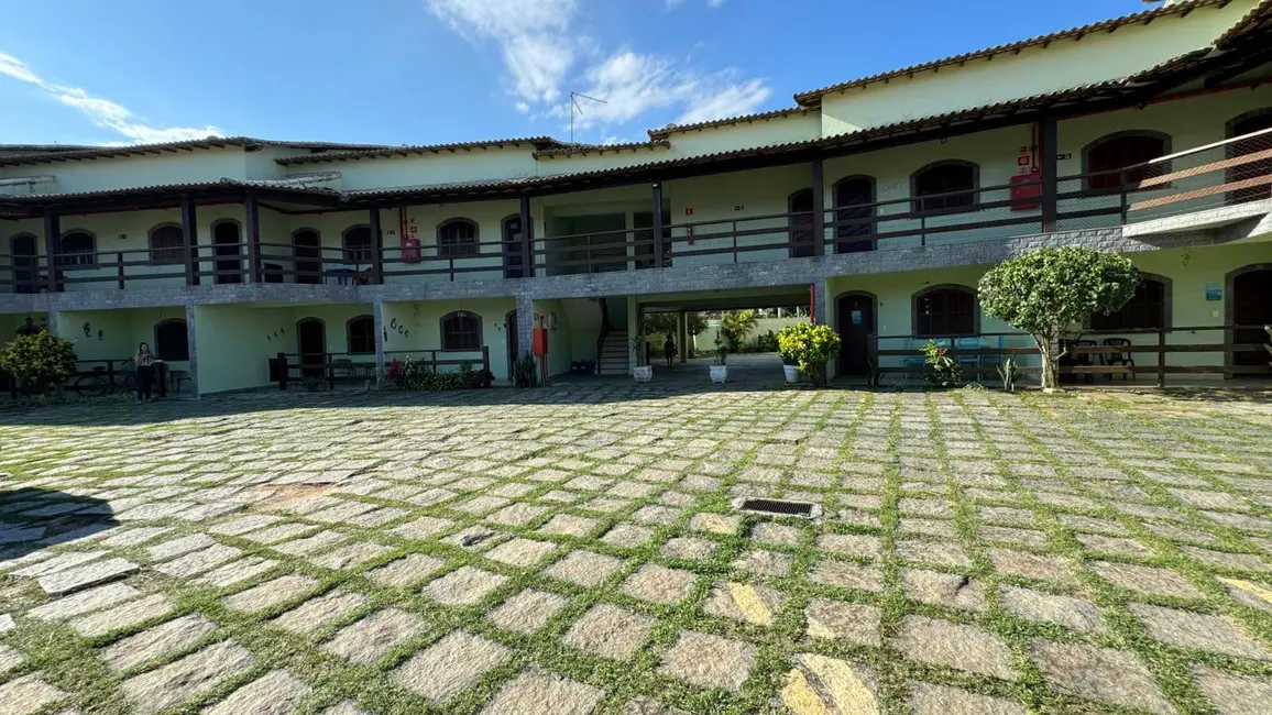 Foto 2 de Apartamento com 4 quartos à venda em Cabo Frio - RJ