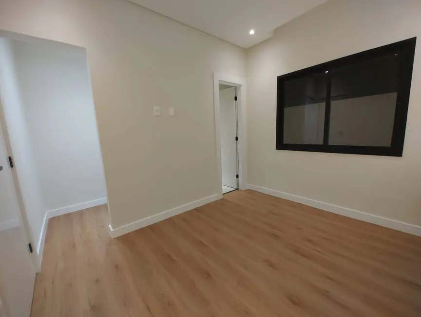 Foto 3 de Casa de Condomínio com 3 quartos à venda, 384m2 em Cabo Frio - RJ