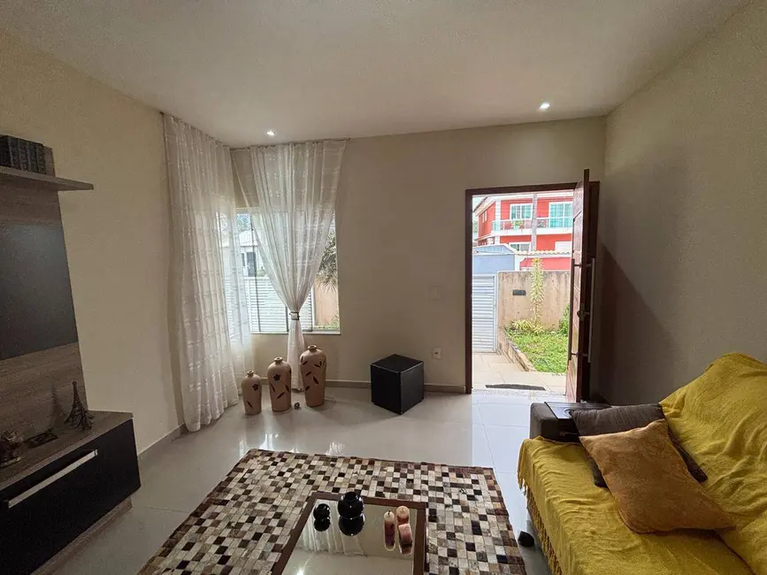 Casa com 2 quartos à venda, 300m2 em Cabo Frio - RJ - imagem 4 Foto 4 de Casa com 2 quartos à venda, 300m2 em Cabo Frio - RJ