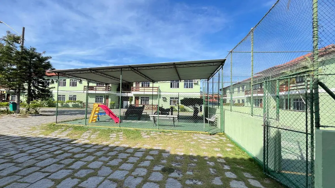 Foto 4 de Apartamento com 2 quartos à venda em Parque Burle, Cabo Frio - RJ