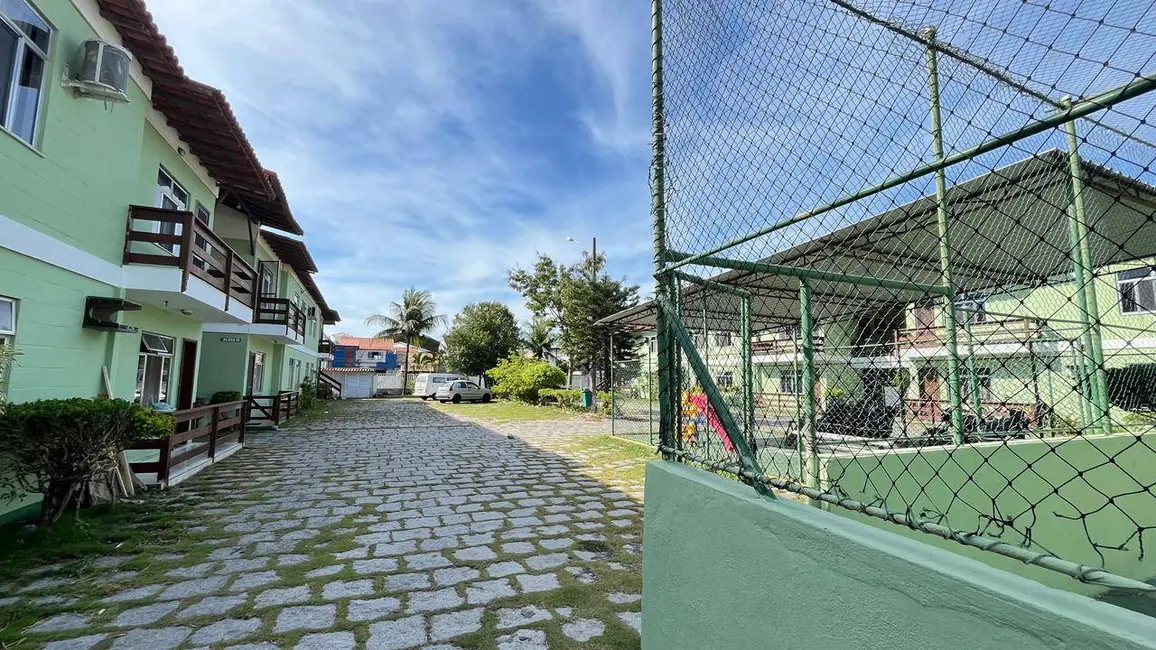 Foto 1 de Apartamento com 2 quartos à venda em Parque Burle, Cabo Frio - RJ