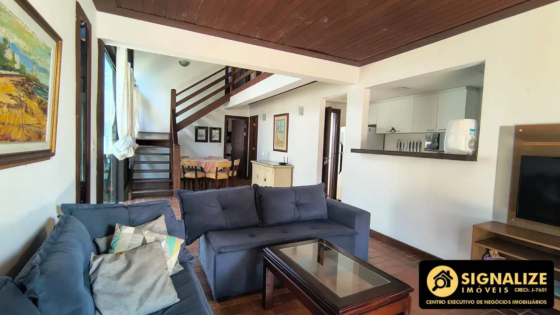 Foto 8 de Casa de Condomínio com 3 quartos à venda em Ogiva, Cabo Frio - RJ