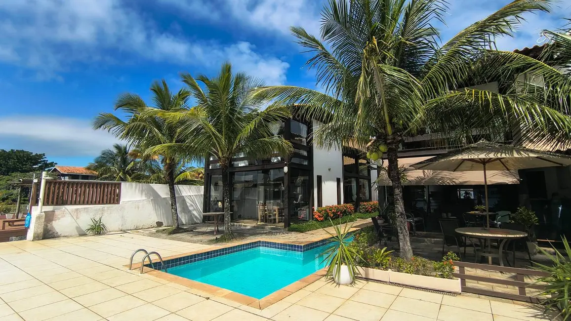 Foto 1 de Casa de Condomínio com 3 quartos à venda em Ogiva, Cabo Frio - RJ