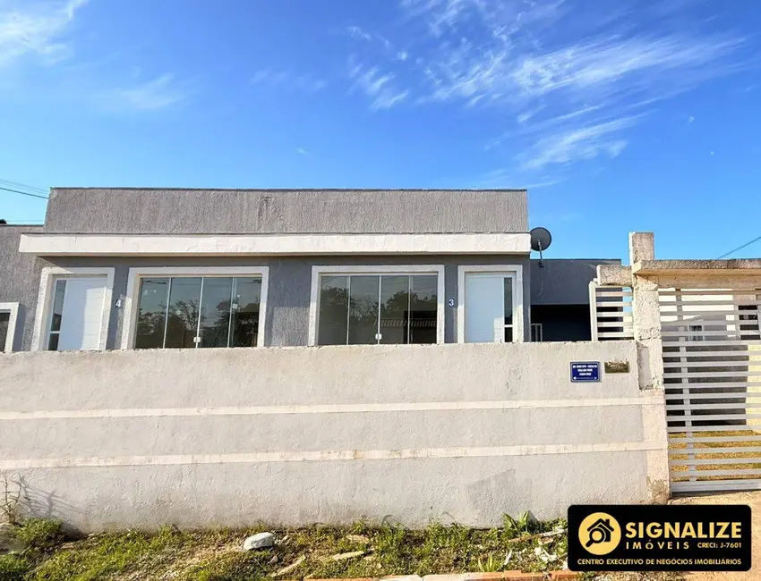 Foto 2 de Casa com 2 quartos à venda em Cabo Frio - RJ