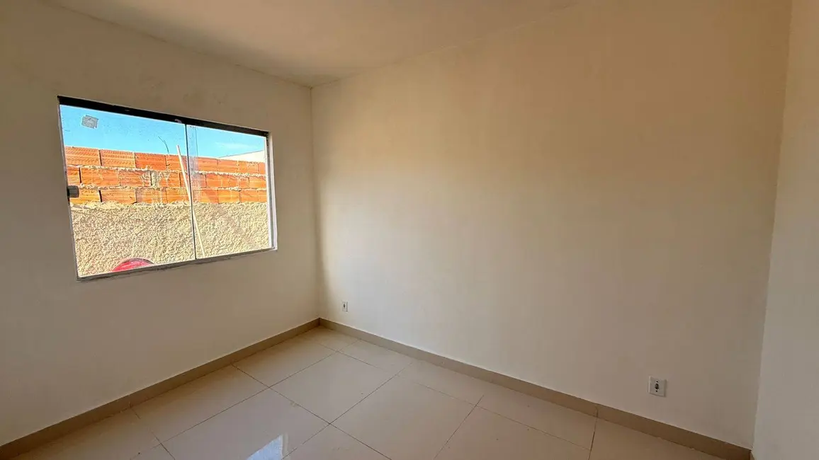 Casa com 2 quartos à venda em Cabo Frio - RJ - imagem 9 Foto 9 de Casa com 2 quartos à venda em Cabo Frio - RJ