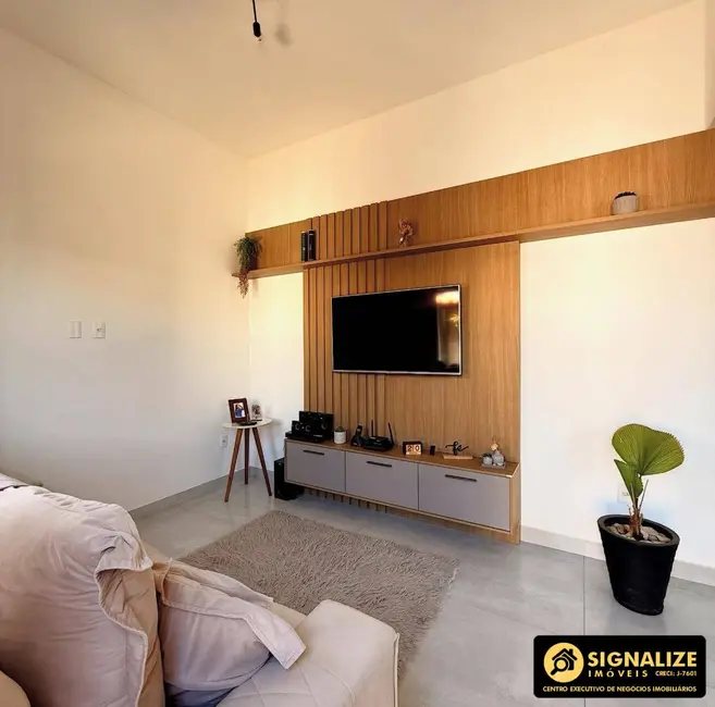 Foto 3 de Casa com 2 quartos à venda, 150m2 em Cabo Frio - RJ