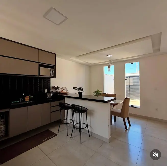 Casa com 2 quartos à venda, 150m2 em Cabo Frio - RJ - imagem 6 Foto 6 de Casa com 2 quartos à venda, 150m2 em Cabo Frio - RJ