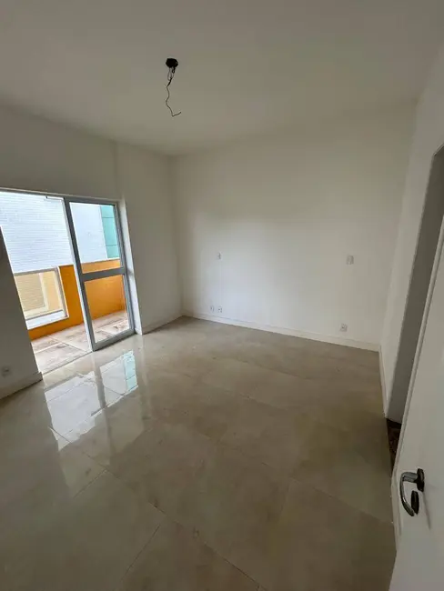 Foto 2 de Apartamento com 2 quartos à venda em Centro, Cabo Frio - RJ