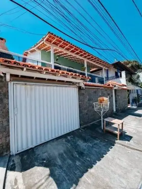 Foto 1 de Casa com 5 quartos à venda, 300m2 em Braga, Cabo Frio - RJ