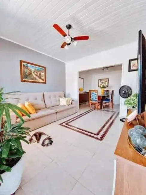 Foto 3 de Casa com 5 quartos à venda, 300m2 em Braga, Cabo Frio - RJ