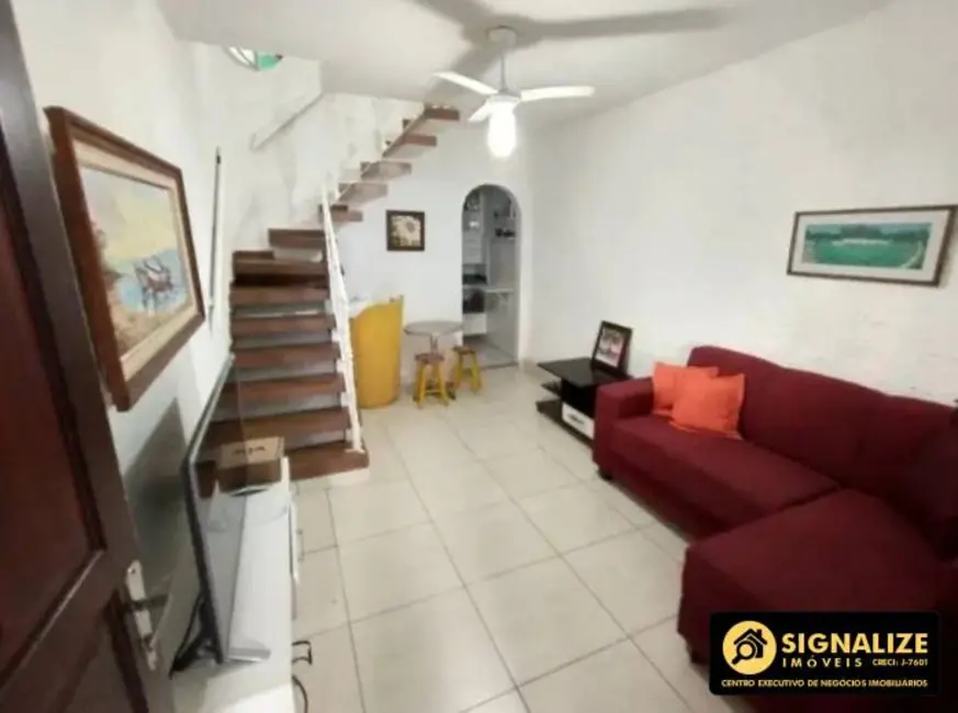 Foto 1 de Casa de Condomínio com 2 quartos à venda em Cabo Frio - RJ