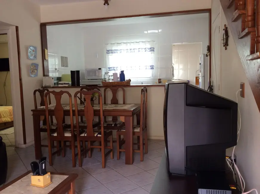 Foto 3 de Casa de Condomínio com 3 quartos à venda em Peró, Cabo Frio - RJ