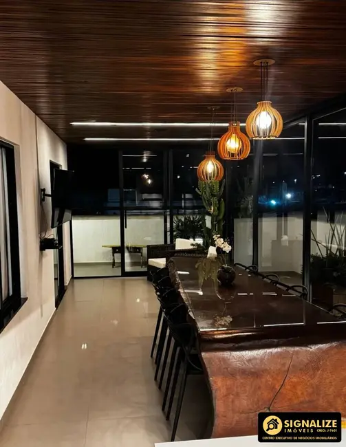 Foto 2 de Cobertura com 2 quartos à venda em Parque Burle, Cabo Frio - RJ