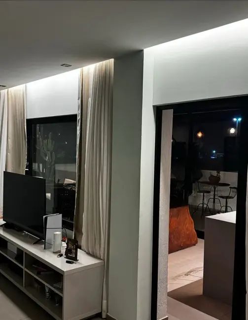 Foto 3 de Cobertura com 2 quartos à venda em Parque Burle, Cabo Frio - RJ