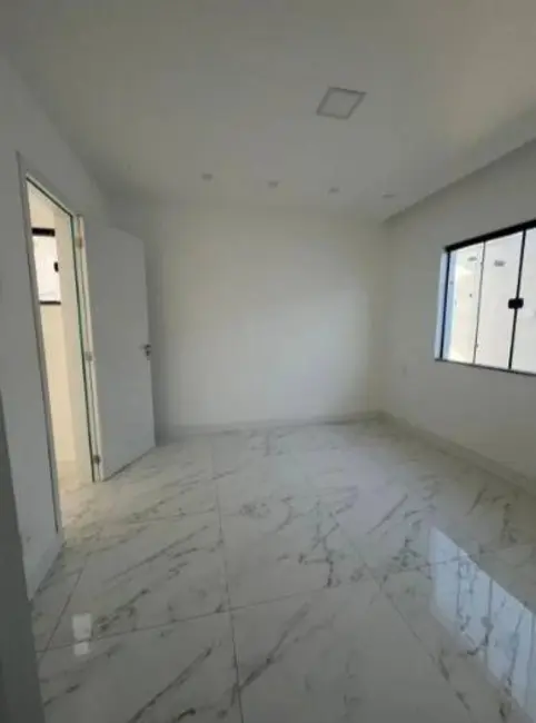 Casa com 3 quartos para alugar em Nova São Pedro, Sao Pedro Da Aldeia - RJ - imagem 3 Foto 3 de Casa com 3 quartos para alugar em Nova São Pedro, Sao Pedro Da Aldeia - RJ