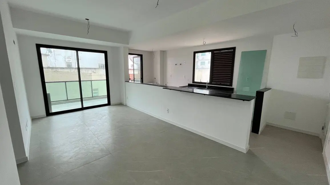 Foto 2 de Apartamento com 2 quartos à venda em Centro, Cabo Frio - RJ