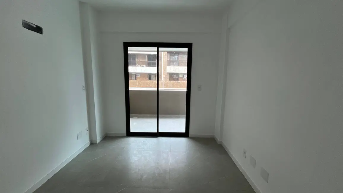 Foto 4 de Apartamento com 2 quartos à venda em Centro, Cabo Frio - RJ