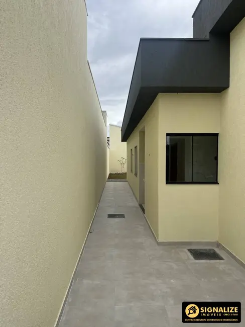 Foto 2 de Casa com 3 quartos à venda, 180m2 em Recanto do Sol, Sao Pedro Da Aldeia - RJ
