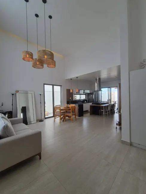 Foto 2 de Casa de Condomínio com 4 quartos à venda em Nova São Pedro, Sao Pedro Da Aldeia - RJ