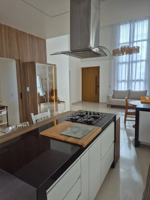 Foto 4 de Casa de Condomínio com 4 quartos à venda em Nova São Pedro, Sao Pedro Da Aldeia - RJ