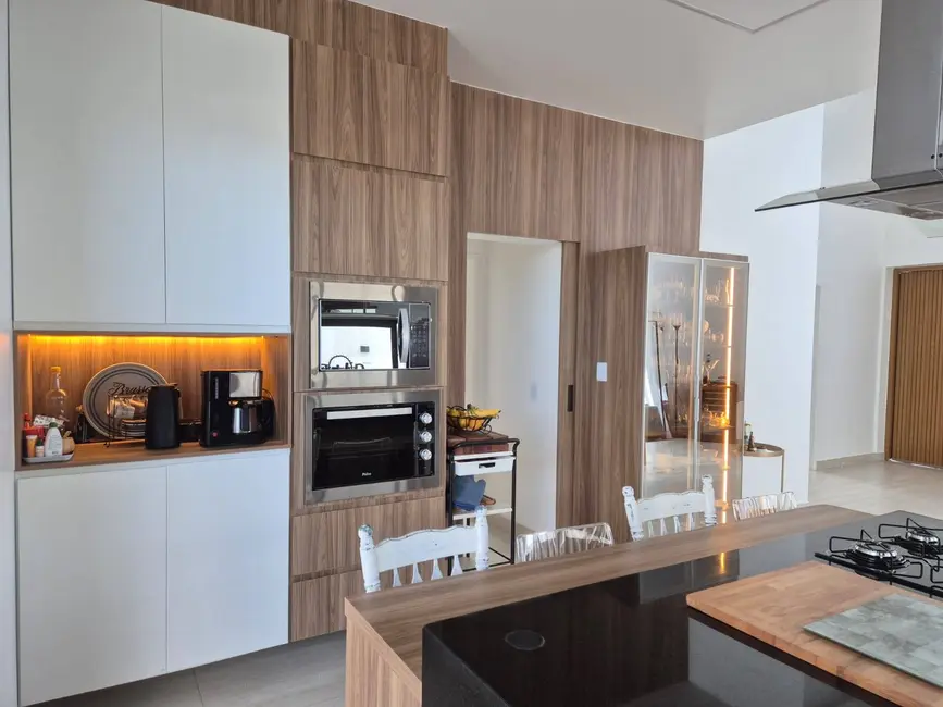 Foto 6 de Casa de Condomínio com 4 quartos à venda em Nova São Pedro, Sao Pedro Da Aldeia - RJ