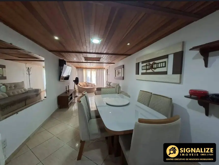 Foto 2 de Casa de Condomínio com 3 quartos à venda, 140m2 em Portinho, Cabo Frio - RJ