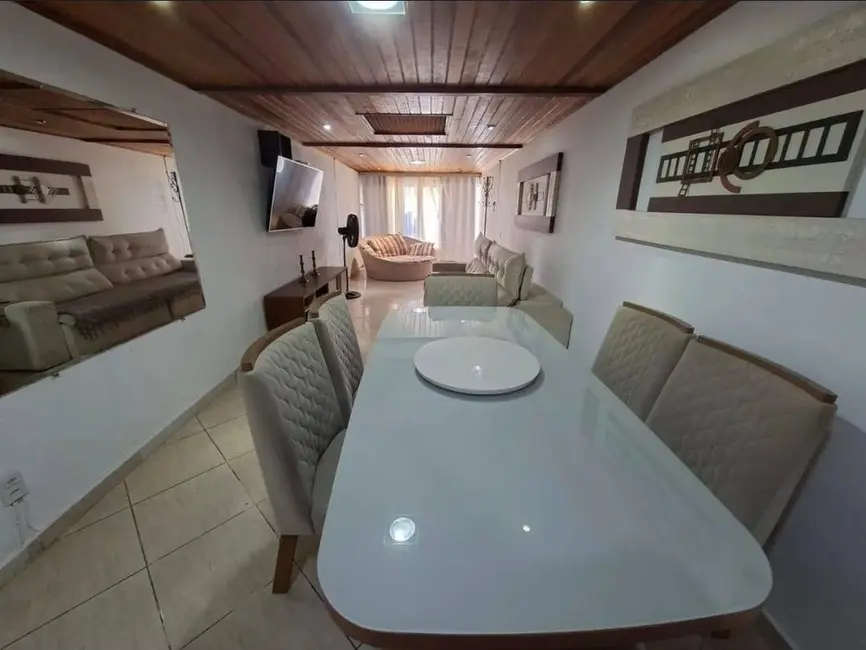 Foto 4 de Casa de Condomínio com 3 quartos à venda, 140m2 em Portinho, Cabo Frio - RJ