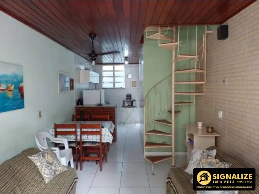 Foto 4 de Casa de Condomínio com 2 quartos à venda em Peró, Cabo Frio - RJ