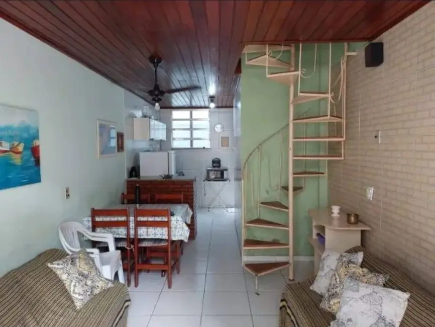 Foto 4 de Casa de Condomínio com 2 quartos à venda em Peró, Cabo Frio - RJ