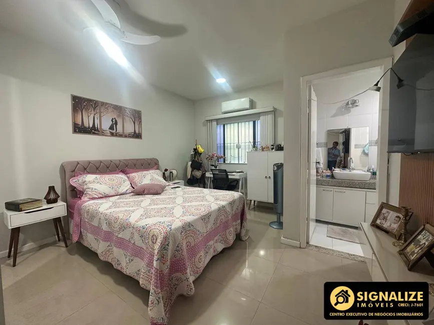 Foto 9 de Casa com 5 quartos à venda em Cabo Frio - RJ