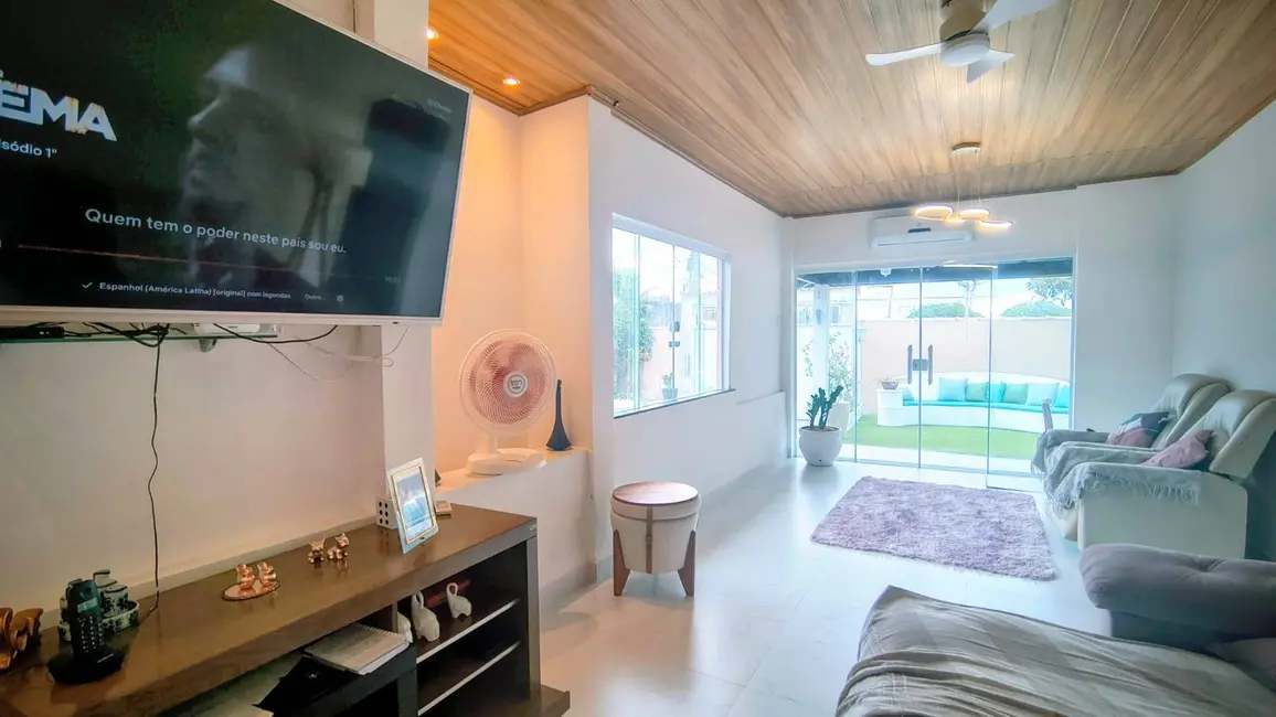 Foto 4 de Casa com 3 quartos à venda, 360m2 em Caminho de Búzios, Cabo Frio - RJ