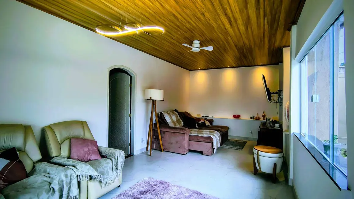 Foto 7 de Casa com 3 quartos à venda, 360m2 em Caminho de Búzios, Cabo Frio - RJ