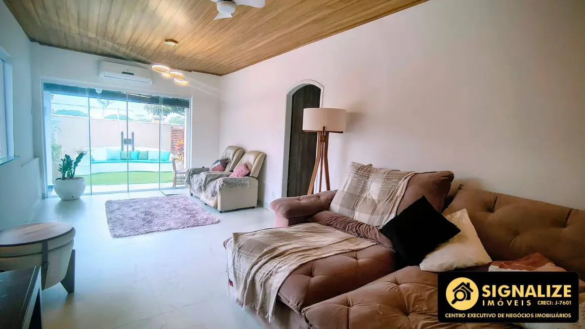 Foto 5 de Casa com 3 quartos à venda, 360m2 em Caminho de Búzios, Cabo Frio - RJ