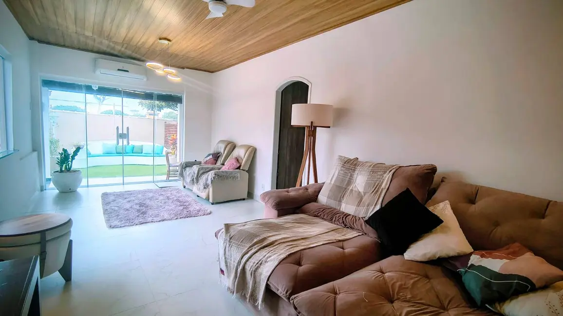 Foto 5 de Casa com 3 quartos à venda, 360m2 em Caminho de Búzios, Cabo Frio - RJ