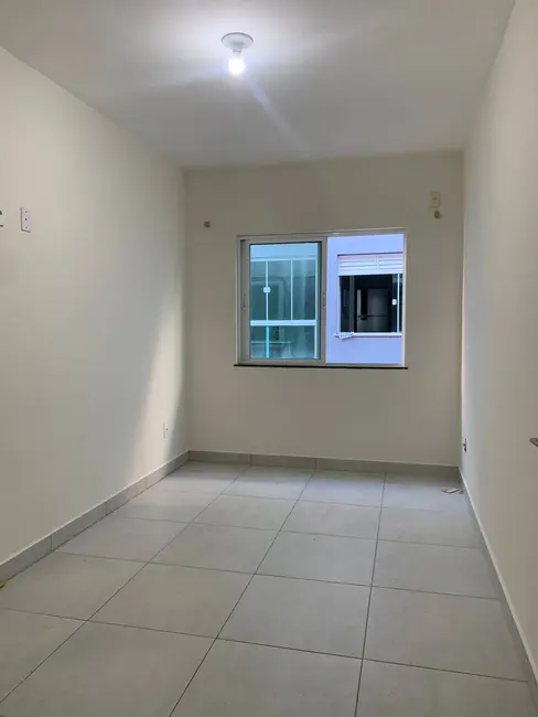 Apartamento com 3 quartos para alugar em Nova São Pedro, Sao Pedro Da Aldeia - RJ - imagem 6 Foto 6 de Apartamento com 3 quartos para alugar em Nova São Pedro, Sao Pedro Da Aldeia - RJ