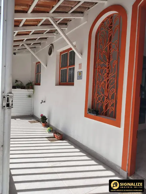 Foto 2 de Casa com 2 quartos à venda em Vila Blanche, Cabo Frio - RJ