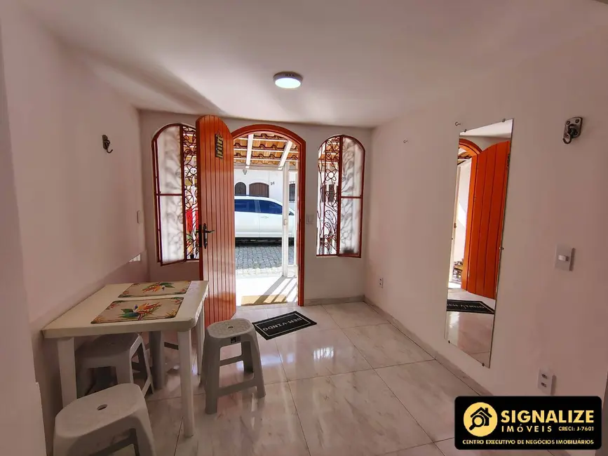 Foto 3 de Casa com 2 quartos à venda em Vila Blanche, Cabo Frio - RJ