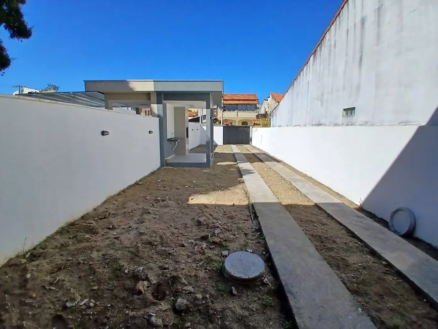 Casa com 3 quartos à venda, 53m2 em Cabo Frio - RJ - imagem 4 Foto 4 de Casa com 3 quartos à venda, 53m2 em Cabo Frio - RJ