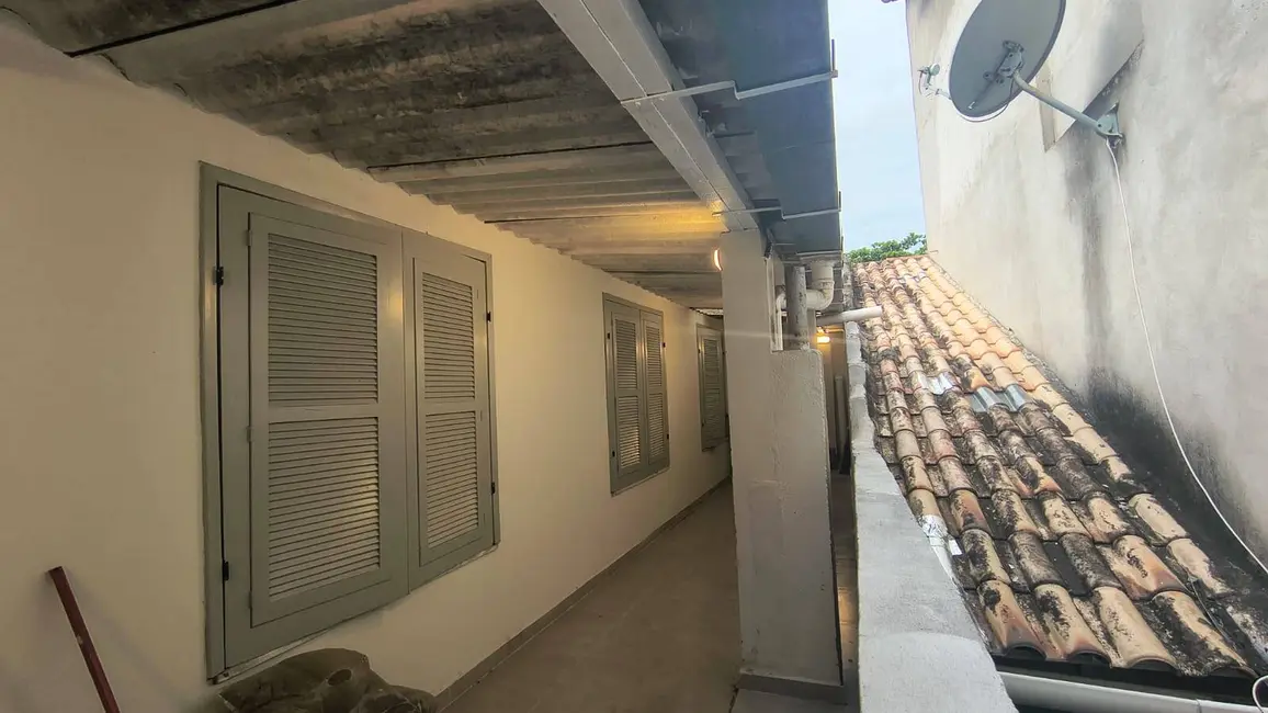 Sobrado com 3 quartos para alugar em Gamboa, Cabo Frio - RJ - imagem 4 Foto 4 de Sobrado com 3 quartos para alugar em Gamboa, Cabo Frio - RJ