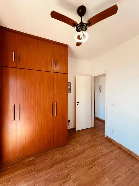 Foto 8 de Apartamento com 3 quartos à venda em Centro, Cabo Frio - RJ